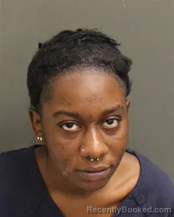 Booking photograph for Lashunda Yakeria Alic Bell