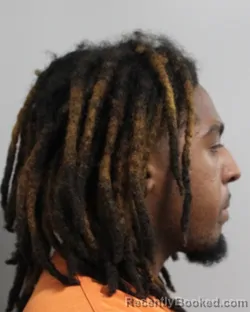 Booking photograph for Jomar Figueroa